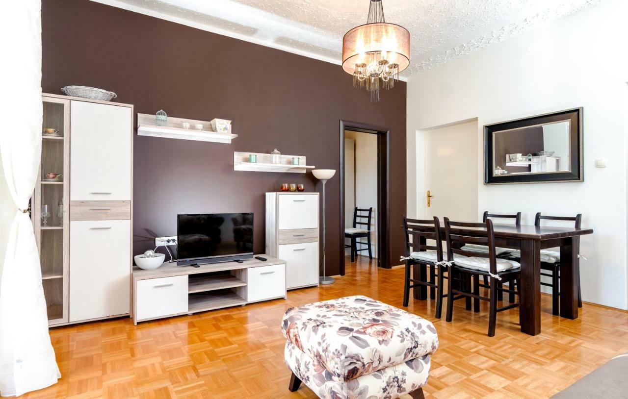 Apartment Yean Kaštela Eksteriør bilde