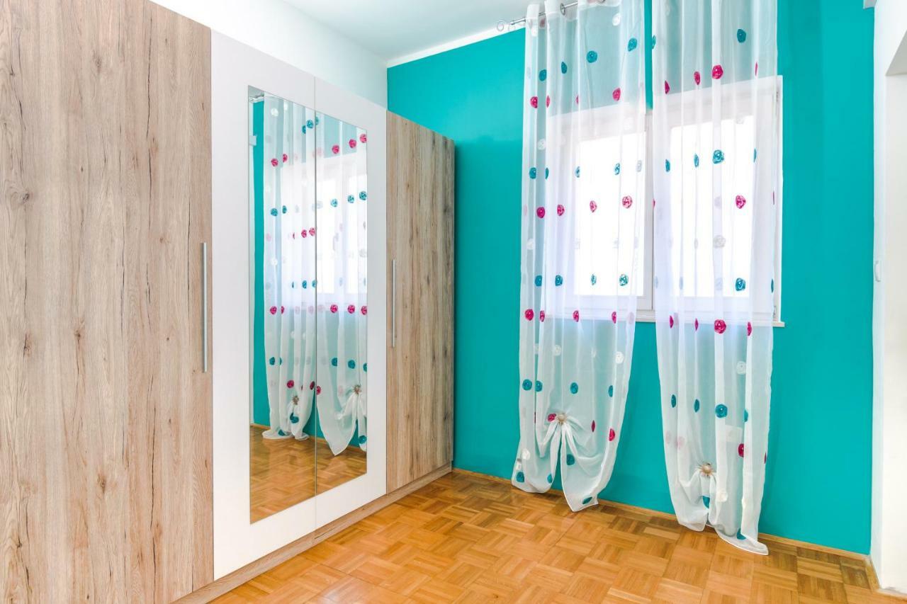 Apartment Yean Kaštela Eksteriør bilde