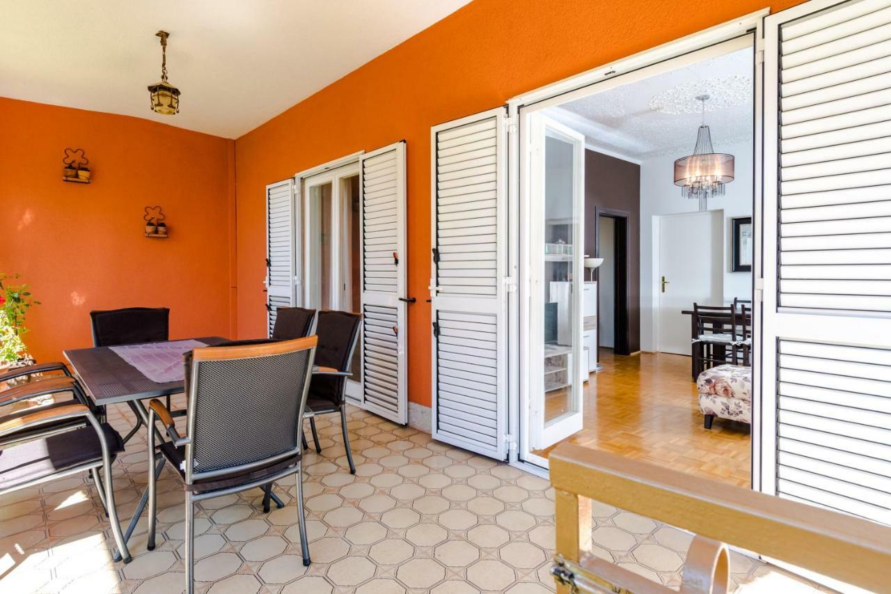 Apartment Yean Kaštela Eksteriør bilde