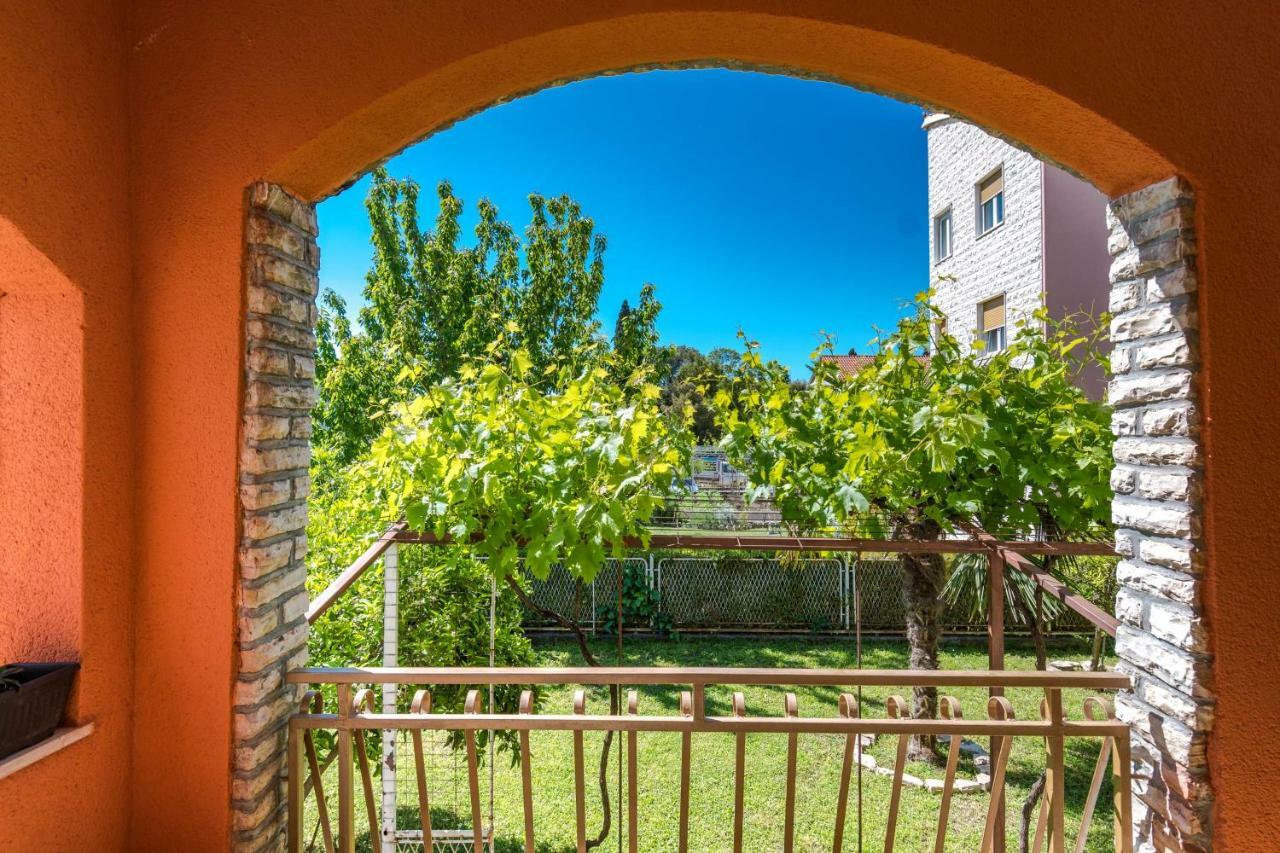 Apartment Yean Kaštela Eksteriør bilde