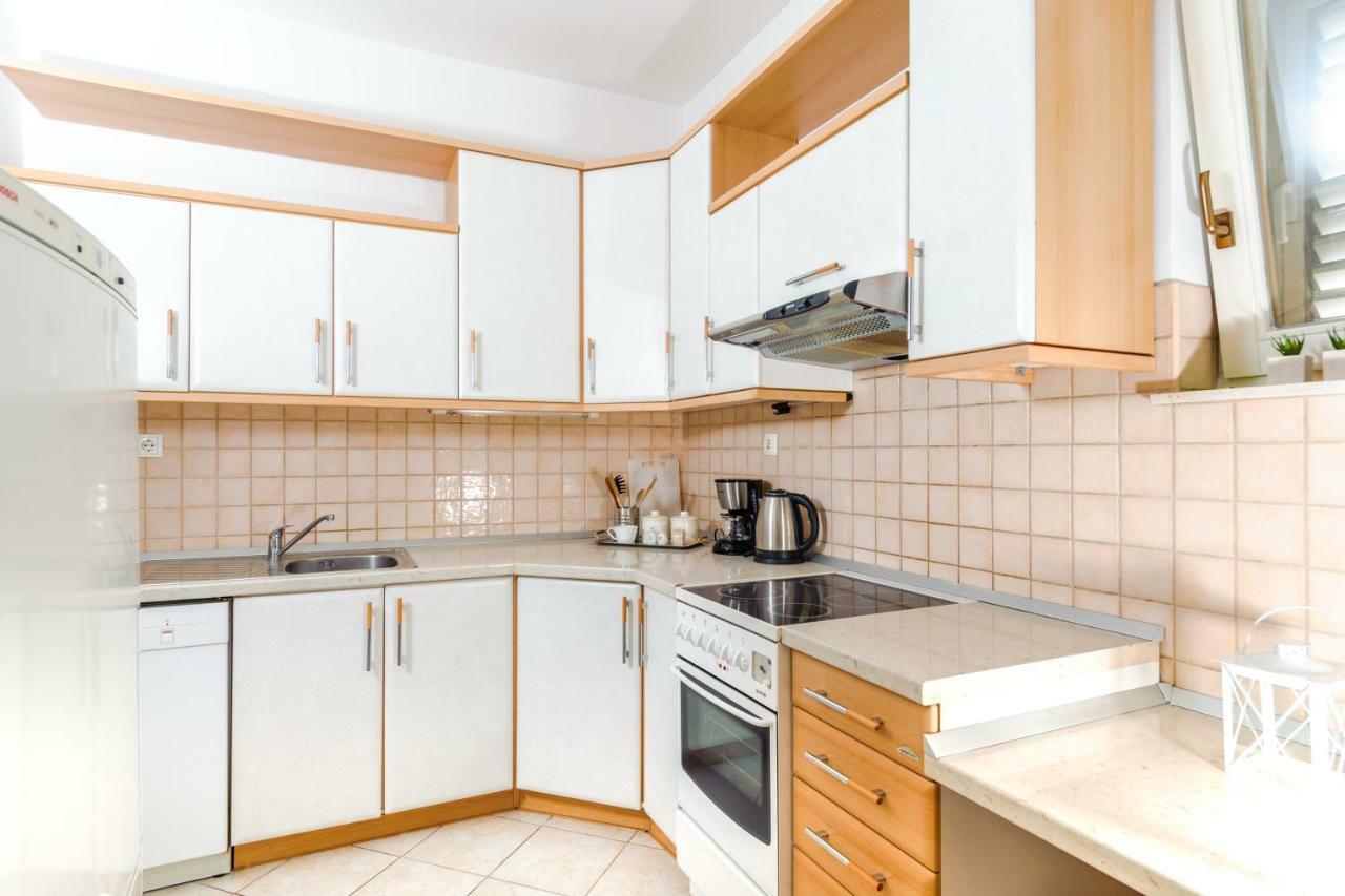Apartment Yean Kaštela Eksteriør bilde